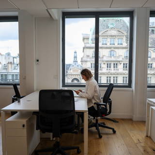 Bureau privé 12 m² 3 postes Coworking Rue Saint-Fiacre Paris 75002 - photo 22